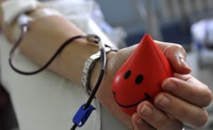 Запорожцам предлагают присоединиться к марафону и стать донором крови