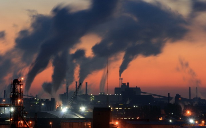 Сморід у Запоріжжі: підприємство має сплатити гроші за забрудення повітря