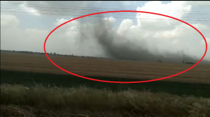 В Запорожской области засняли большую пыльную бурю (ВИДЕО)