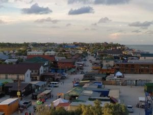 Не ЛОХ и не ОЛХ: как забронировать жилье в Кирилловке и не «попасть» на предоплату