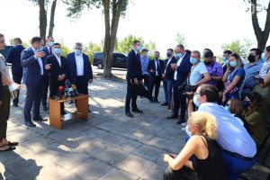Запорожье лидер по ремонту дорог в Украине, – Зеленский во время визита (ФОТО)