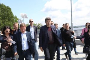Уволенный Буряком в фейсбуке директор департамента ещё неделю руководил вверенным ведомством (ДОКУМЕНТ)