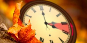 В ночь на 25 октября Украина переходит на зимнее время