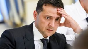 В опрос Зеленского на выборах хотят добавить вопрос о самом президенте: создана петиция