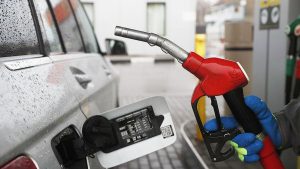 38 гривен за литр: почему цена на бензин для украинцев может взлететь