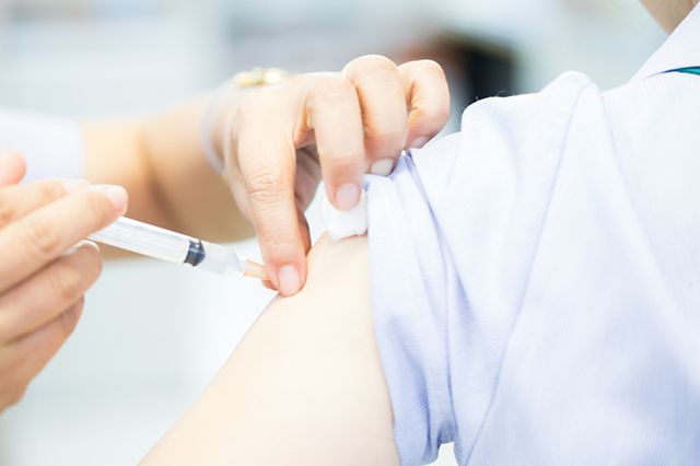 В Запорожской области вторую вакцину против COVID-19 начали давать гораздо быстрее: подробности