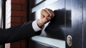Арест квартиры за долги в Украине: в Минюст рассказали, что делать