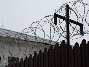 Из украинской колонии сбежали рецидивисты: подробности, фото