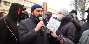 В Запорожье прибыли киевские “гастролеры” митинговать под “Мотор Сич” (ФОТО, ВИДЕО)