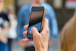 Жителі Запоріжжя за допомогою прихованого додатку можуть повідомити про насильство