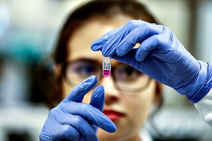 Очередь из 9 групп населения: в ЗОГА раскрыли подробности грядущей вакцинации от COVID-19