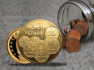 За 25 копеек украинцам готовы платить до 100 долларов (ФОТО)