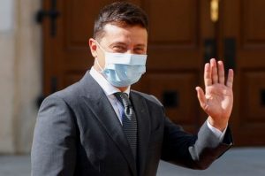 Зеленский рассказал, кто “не имеет права отказаться” от вакцинации