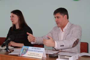 Запорожский областной совет объявил в розыск огородницу-латифундистку (ВИДЕО)