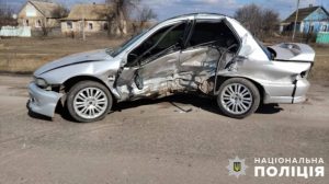 Пострадал 20-летний водитель: в Запорожской области иномарка превратилась груду металла после ДТП( ФОТО)