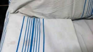 Укрзализныця заменит постель в поездах на одноразовую