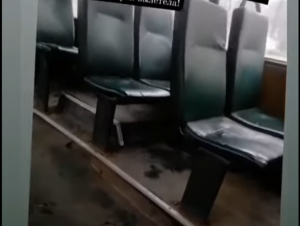 Жителей Запорожья возит “автобус-желе” (ФОТО)