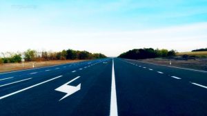 Насколько качественно делают дороги в Украине: в пример поставили трассу Запорожье-Мариуполь