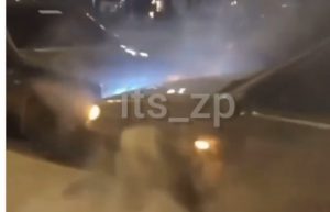 В центре Запорожья лихачи таранили друг друга на тротуаре (ФОТО)