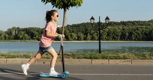 Родителей могут наказывать за нарушение их детьми ПДД в Украине
