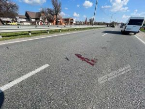 На трассе Днепр-Запорожье сбили двух детей: в тяжелом состоянии их доставили в больницу (ФОТО, ВИДЕО)