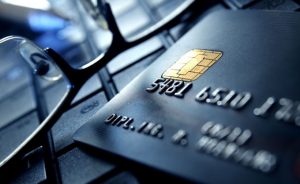 Украинцы смогут получать финансовые услуги даже в магазинах: чего ждать от нового законопроекта