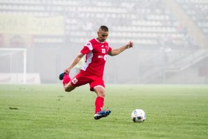 Официально: экс-игрок ГФК “Металлург” получил пожизненную дисквалификацию (ВИДЕО)