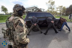 СБУ разоблачила банду, состоявшую из бойцов добровольческого батальона (ВИДЕО)