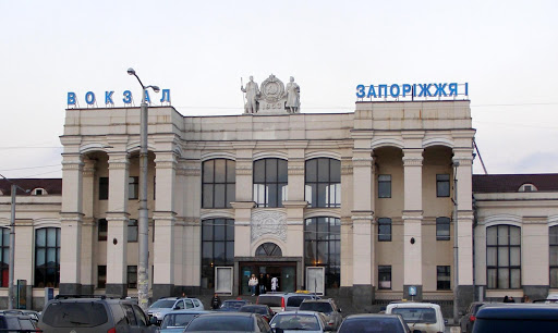 Площадь вокзала в Запорожье хотят сдать в аренду: что это значит