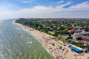 Азовское море: в Урзуфе решили проблему с проходом к пляжам