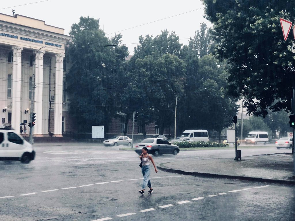 Надолго ли в Запорожье сохранятся дожди и прохлада