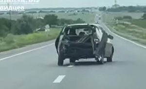 В Запорожской области неадекват ехал по трассе на разбитом ВАЗе: его нашли через 2 дня (ФОТО, ВИДЕО)