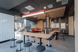 В Запорожье открылся еще один McDonald’s: в чем его особенности (ФОТО)