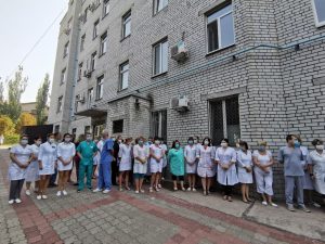 «Це рівень сільської лікарні, яка ледве зводить кінці з кінцями», – працівники «інфекціонки» розповіли, чому підтримують звільнення Шинкаренко