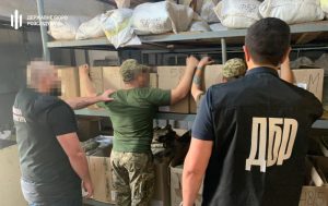 Позволил обокрасть воинскую часть: какой штраф присудили замкомандира в Запорожской области (ФОТО)
