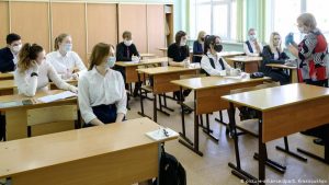 Карантин и работа школ: как будут наказывать за нарушение нормы в 80% вакцинированных