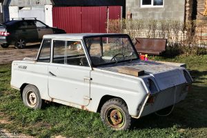 Козел, инвалидка и “Запорожец”: в сети назвали топ-5 “уродцев” среди советских авто