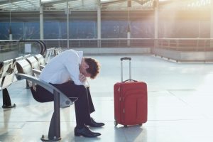 Почти половина украинцев готова покинуть страну, – исследование