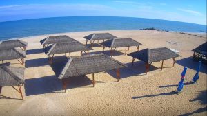Пляжи Кирилловки и Бердянска опустели (ФОТО)