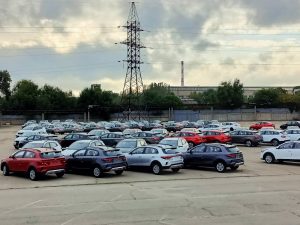 Как выросли продажи на авторынке Украины в 2021-м: ТОП-10 моделей года