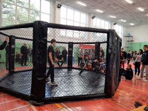 В Запорожье состоялся первый чемпионат города по смешанным единоборствам ММА