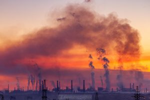 Часть Запорожья на 10 дней накроет выбросами: фотограф наглядно показал причину