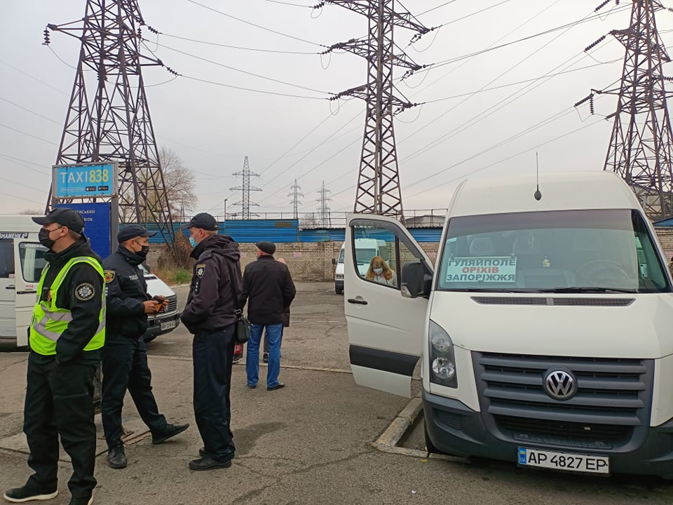 Как проверяют пассажиров на наличие ковид-сертификатов и тестов на автовокзале в Запорожье (ФОТО, ВИДЕО)