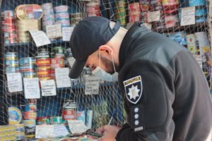 В Запорожье провели карантинные проверки на Центральном рынке: за что штрафуют (ФОТОРЕПОРТАЖ)
