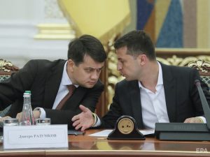 Разумкова уволили с поста главы Верховной Рады: как голосовали фракции