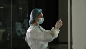 В Украине расширят список профессий с обязательной вакцинацией