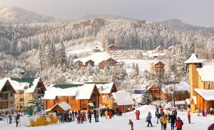 Горнолыжные курорты зимой будут принимать только вакцинированных, – Ляшко