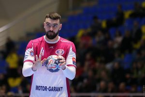 “Заберем у тебя все – квартиру, машину. Будешь сидеть без денег”: экс-игрок запорожского “МОТОРа” столкнулся с реалиями гандбола в Катаре