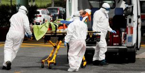 Сатурация резко падает, и привозят уже на носилках: почему нельзя затягивать с лечением COVID-19