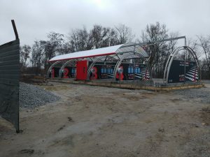 В Запорожье рядом с незаконной АЗС готовится к открытию построенная с нарушениями автомойка (ФОТО)